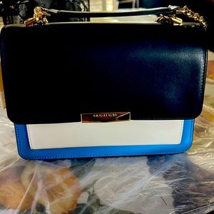 Beautiful LG GUSSET SHOULDER LEATHER